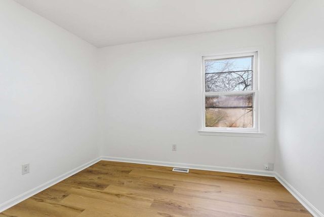 1548 Deer Lake Drive, Lexington, KY 40515