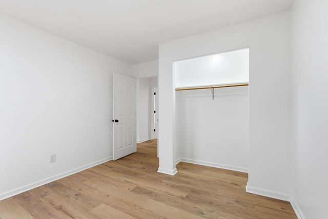 1548 Deer Lake Drive, Lexington, KY 40515