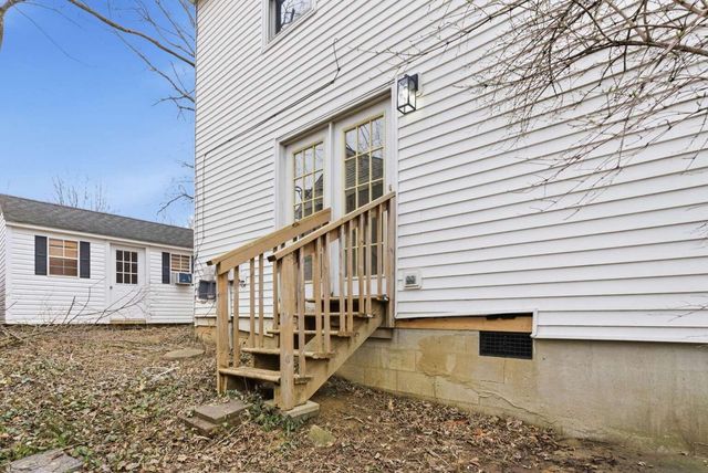 1548 Deer Lake Drive, Lexington, KY 40515