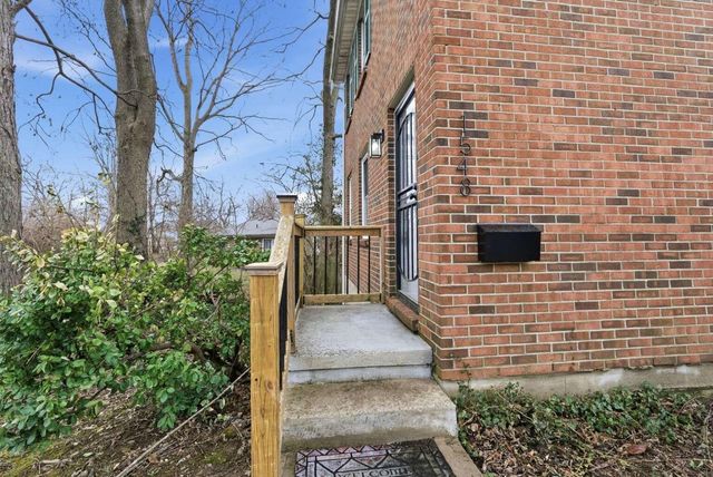 1548 Deer Lake Drive, Lexington, KY 40515