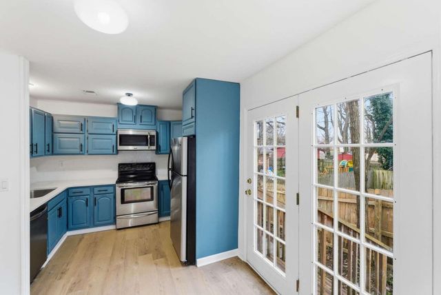 1548 Deer Lake Drive, Lexington, KY 40515