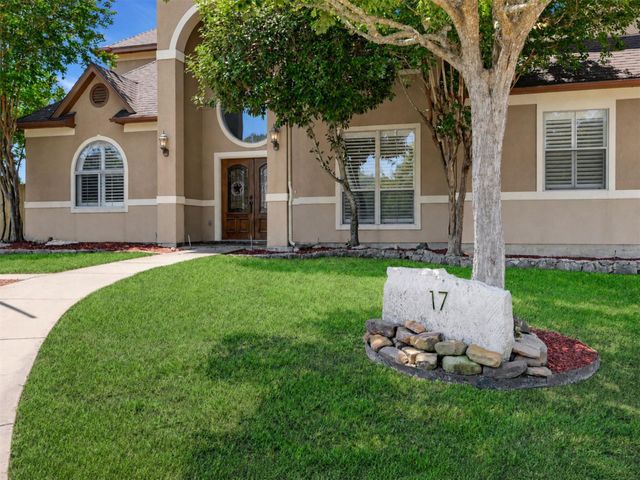 17 Horseshoe CT, New Braunfels, TX 78132