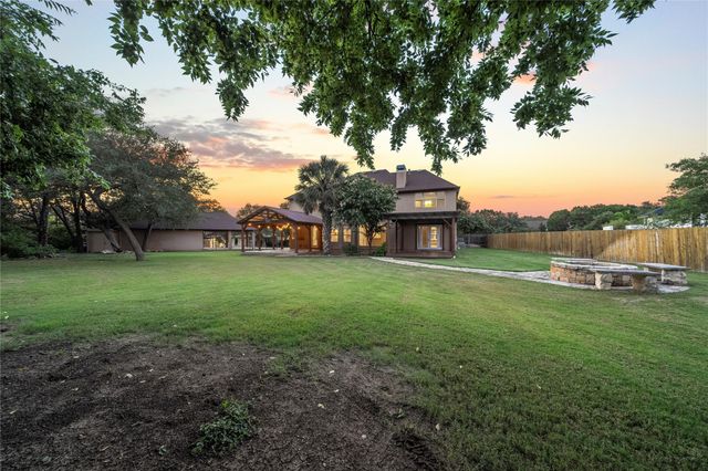 17 Horseshoe CT, New Braunfels, TX 78132