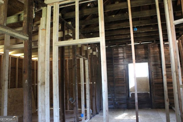 339 Atlanta Street, Barnesville, GA 30204