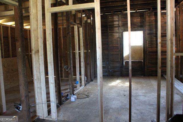 339 Atlanta Street, Barnesville, GA 30204