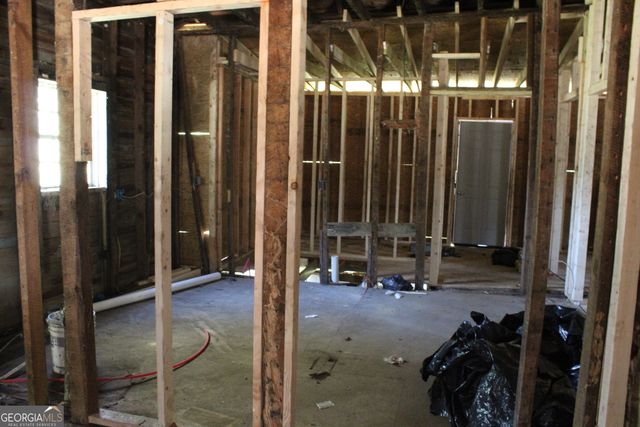 339 Atlanta Street, Barnesville, GA 30204