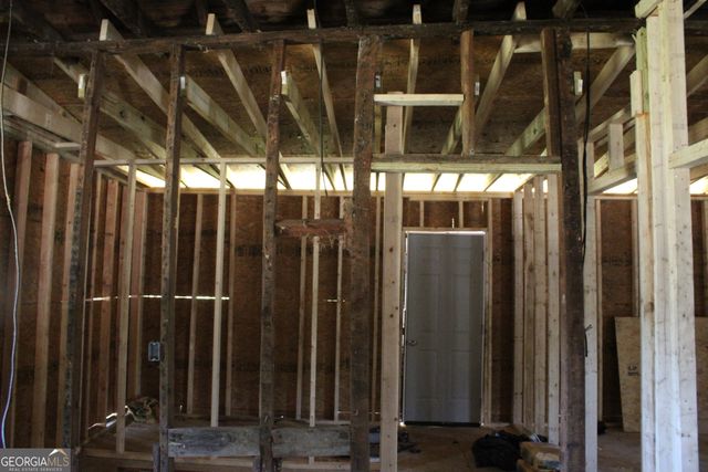 339 Atlanta Street, Barnesville, GA 30204