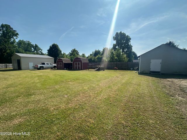 5339 Kristi Lane, Kinston, NC 28501