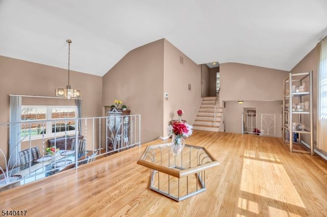 5 Cortland Dr, Franklin Twp., NJ 08873