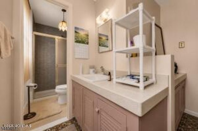5 Cortland Dr, Franklin Twp., NJ 08873