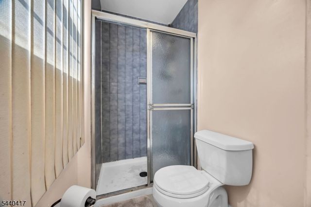 5 Cortland Dr, Franklin Twp., NJ 08873
