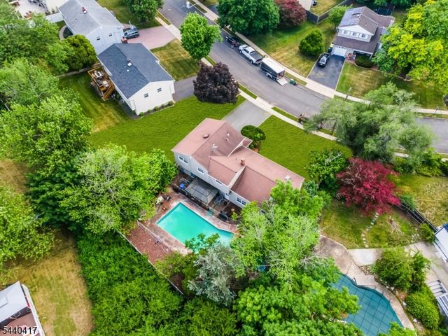 5 Cortland Dr, Franklin Twp., NJ 08873