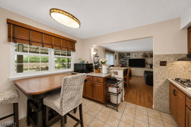 5 Cortland Dr, Franklin Twp., NJ 08873