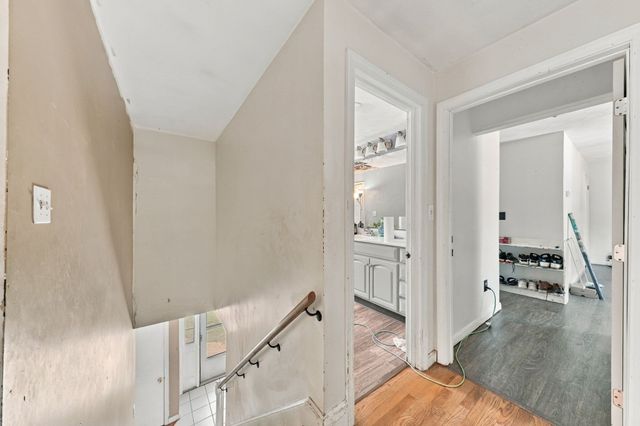 3320 County St, Somerset, MA 02726