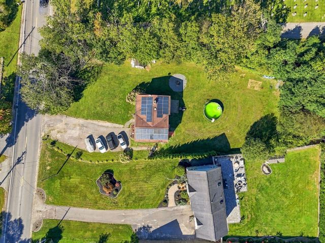 3320 County St, Somerset, MA 02726