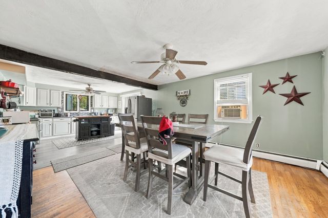 3320 County St, Somerset, MA 02726