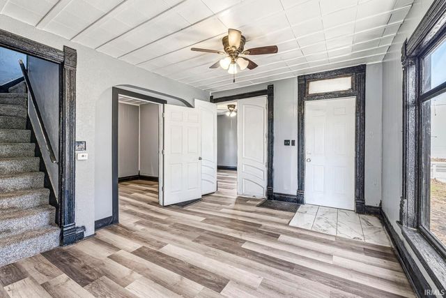 619 W Indiana Avenue, Elkhart, IN 46516