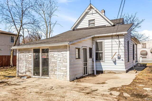 619 W Indiana Avenue, Elkhart, IN 46516