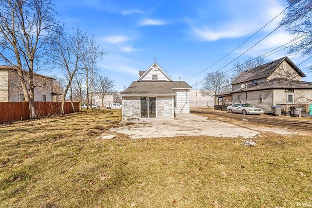 619 W Indiana Avenue, Elkhart, IN 46516