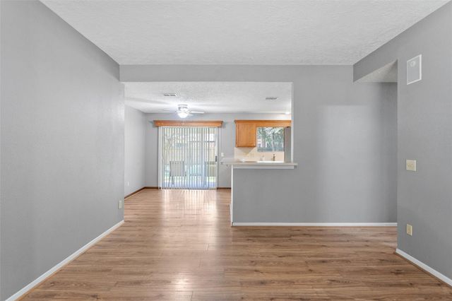 7 Rockridge Court, The Woodlands, TX 77381