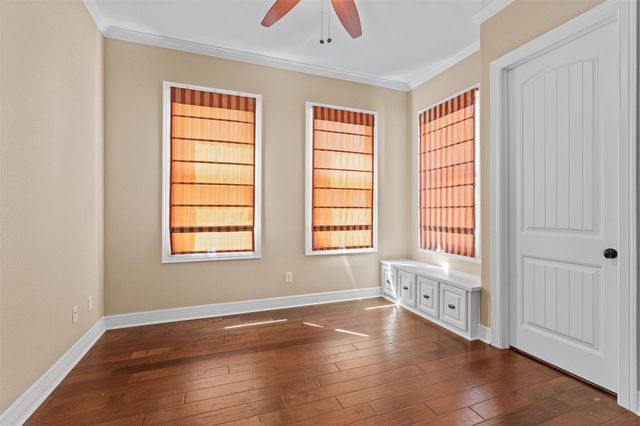 25003 Montana Creek XING, Marble Falls, TX 78654