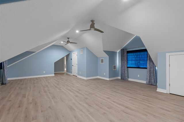 25003 Montana Creek XING, Marble Falls, TX 78654