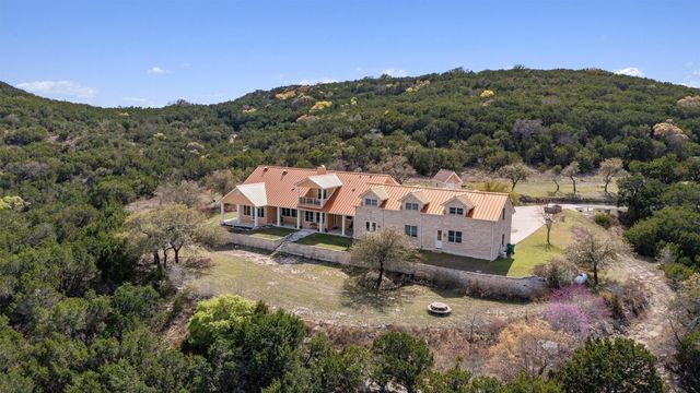 25003 Montana Creek XING, Marble Falls, TX 78654