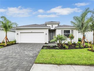 2374 Avocado LN, Naples, FL 34120