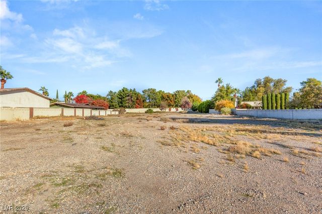 2715 Alta Drive, Las Vegas, NV 89107