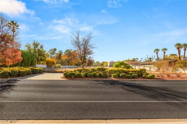 2715 Alta Drive, Las Vegas, NV 89107