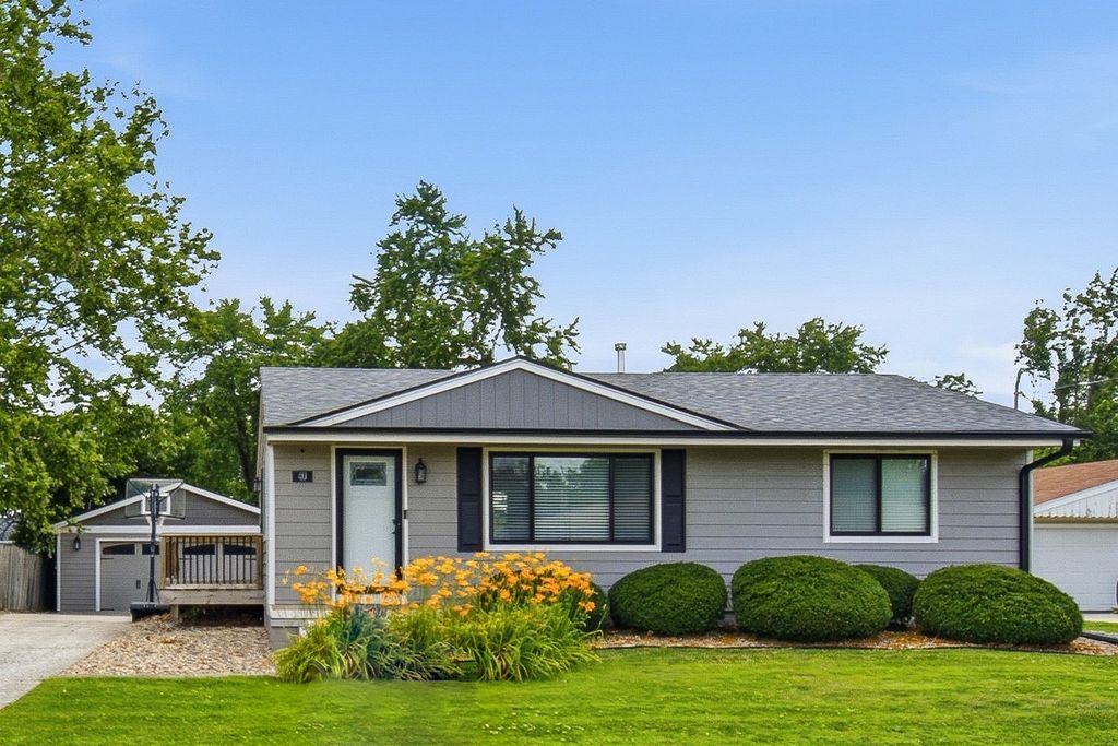 40 Northview Drive, Waukee, IA 50263