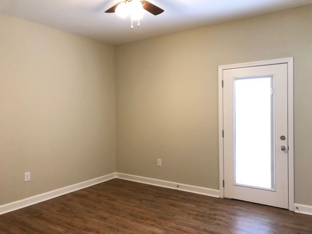 1201 S Water Ave Apt A1, Gallatin, TN 37066