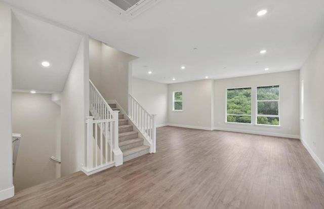2324 Red Oak Court, San Mateo, CA 94403