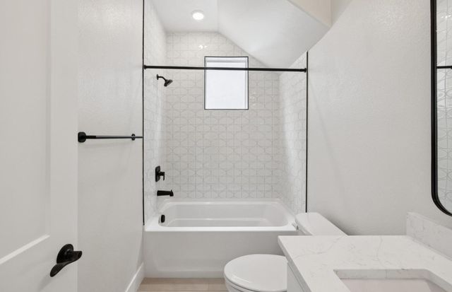 2324 Red Oak Court, San Mateo, CA 94403
