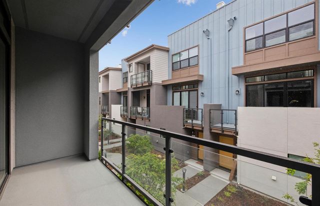 2324 Red Oak Court, San Mateo, CA 94403