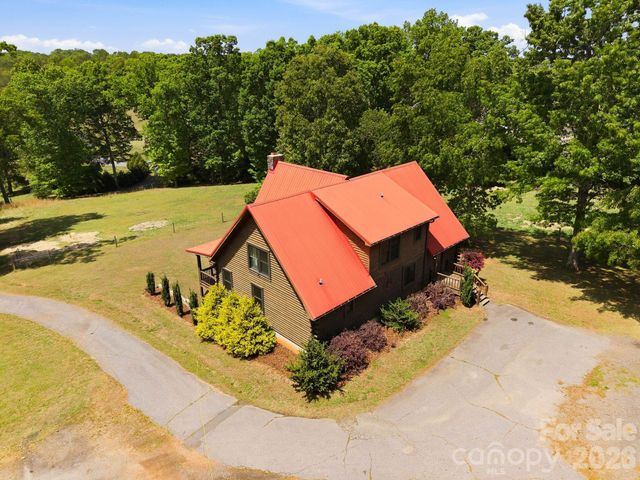 2305 Monteith Lane, Connelly Springs, NC 28612