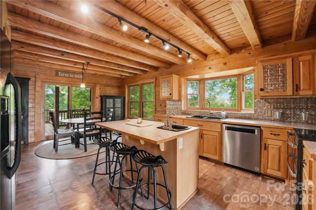 2305 Monteith Lane, Connelly Springs, NC 28612