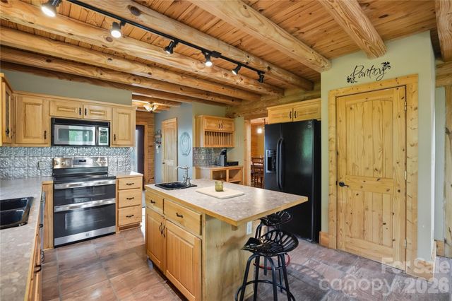 2305 Monteith Lane, Connelly Springs, NC 28612