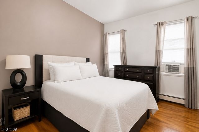 111 Mallory Ave, Jersey City, NJ 07304