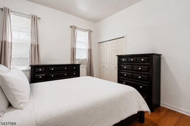 111 Mallory Ave, Jersey City, NJ 07304