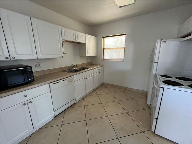 2154 INNER CASS CIRCLE, Sarasota, FL 34231