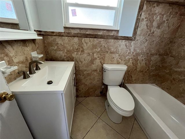 2154 INNER CASS CIRCLE, Sarasota, FL 34231