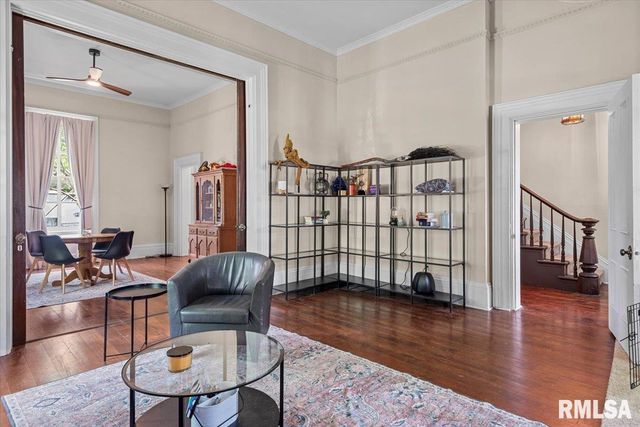 506 S DIAMOND Street, Jacksonville, IL 62650