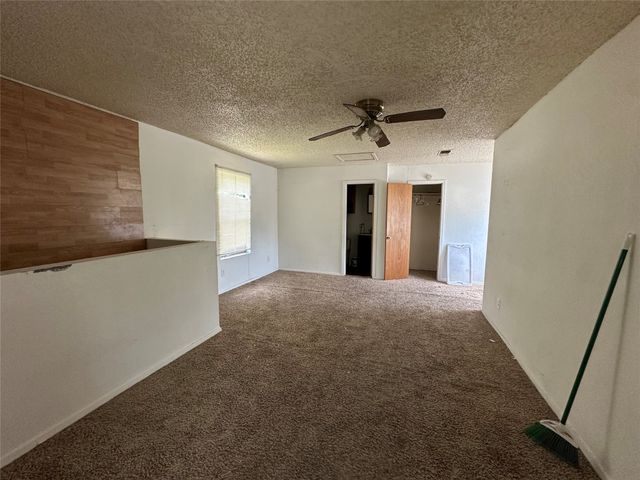 6700 Lakeside Drive, Lake Worth, TX 76135