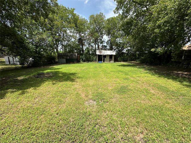 6700 Lakeside Drive, Lake Worth, TX 76135