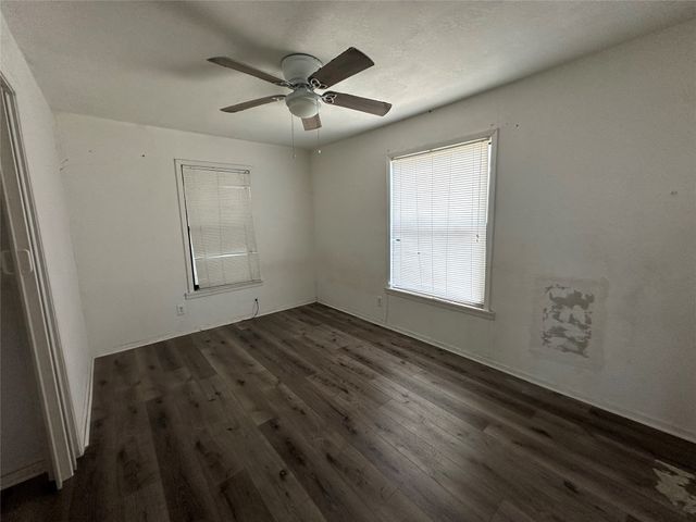 6700 Lakeside Drive, Lake Worth, TX 76135