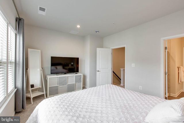 3927 SMALL ROUNDTOP RD, Hanover, MD 21076