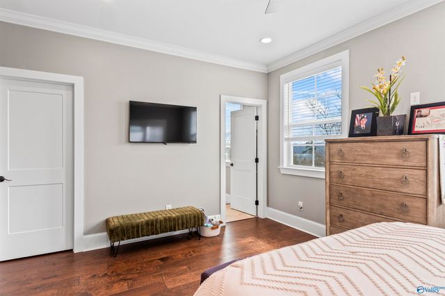 402 Whistling Straits Way, Guntersville, AL 35976