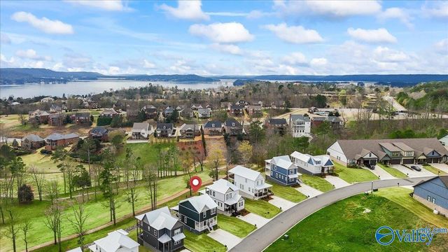 402 Whistling Straits Way, Guntersville, AL 35976