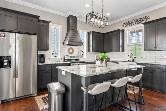 402 Whistling Straits Way, Guntersville, AL 35976